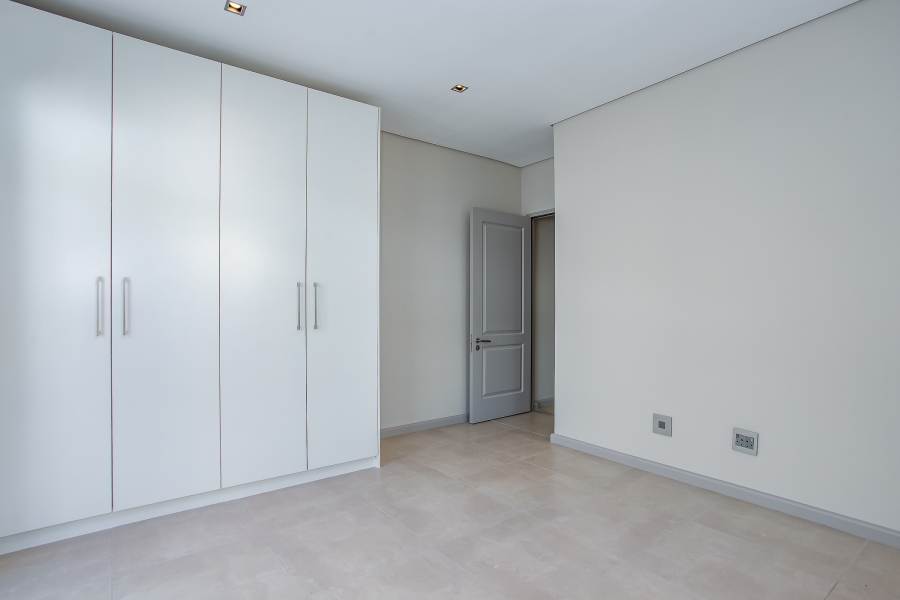 To Let 4 Bedroom Property for Rent in Vrykyk Western Cape